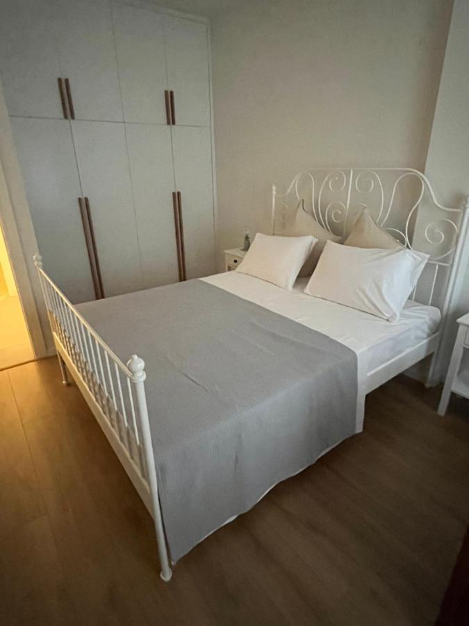 Fofi'S City Center Apartment Kavala Bagian luar foto